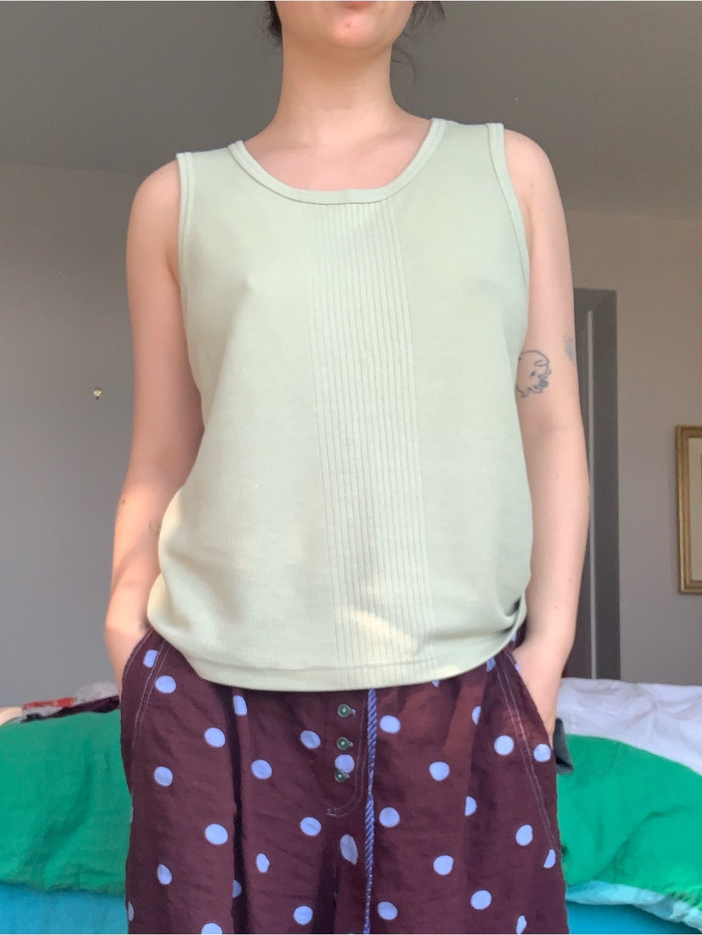 Light Green Ribbed Tank Top - Picture 4 of 6